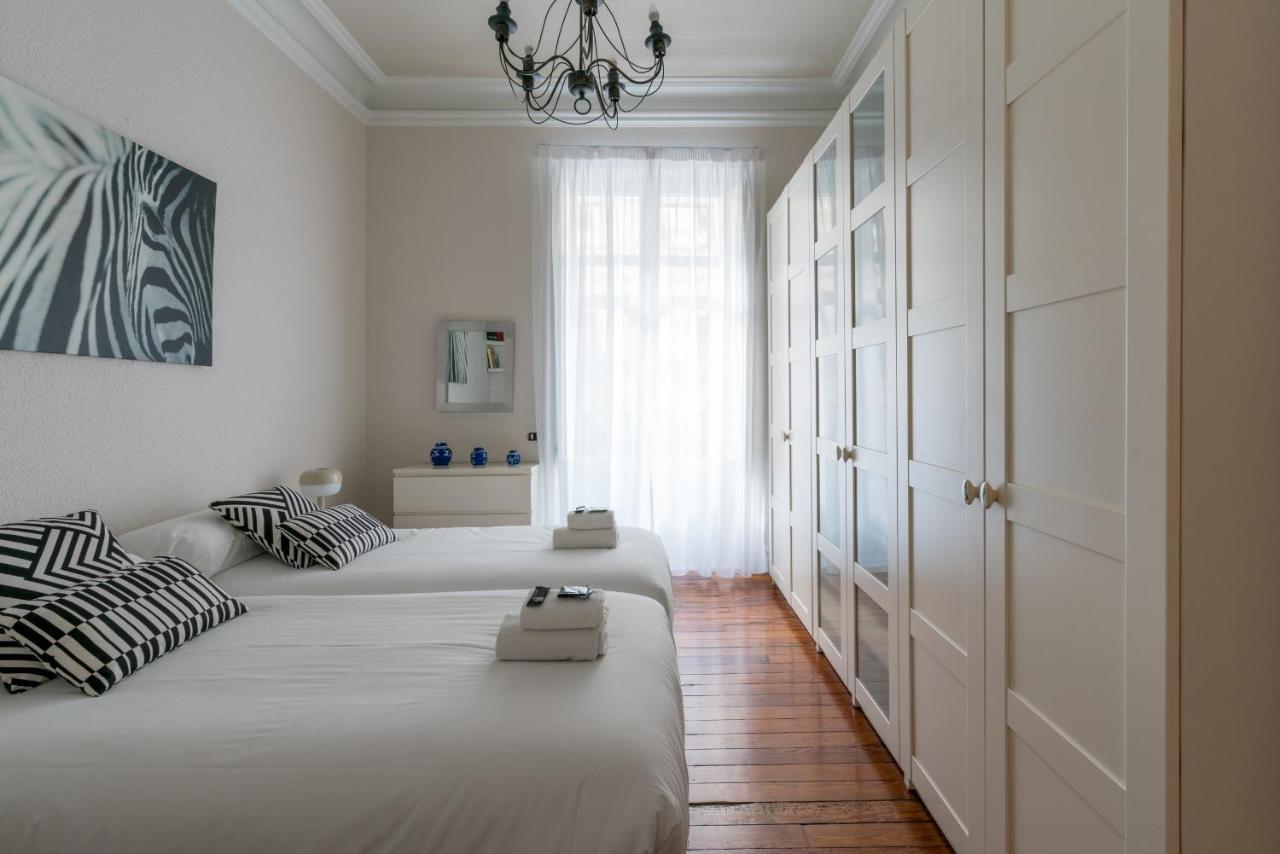 Amama Apartment By People Rentals Bilbao Exterior foto